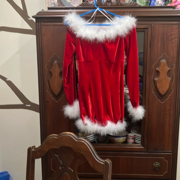Fredrick’s Dresses & Skirts - Christmas dress